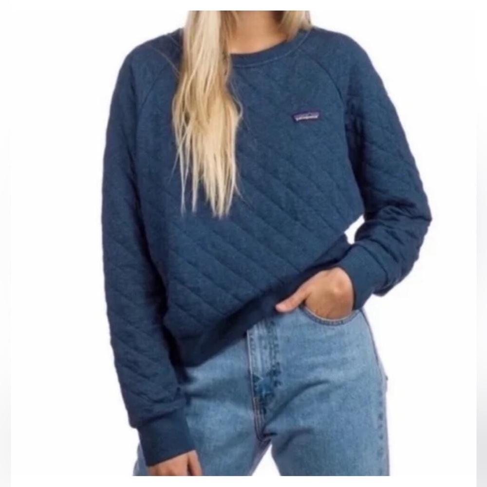 Patagonia Quilted Crewneck Sweatshirt in Navy Blue